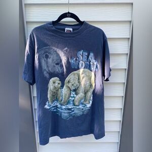 Vintage sea world graphic tee